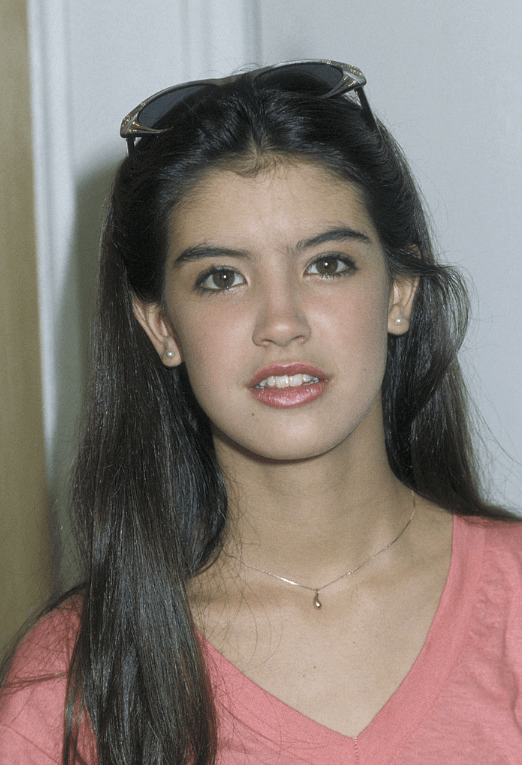 Phoebe Cates is still stunning